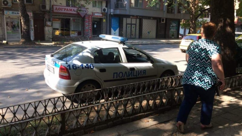 "Опасна" 17-годишна бандитка вдигна полицията в Гоце Делчев накрак! 