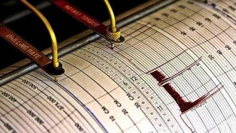 Земетресение с магнитуд 4.4 по скалата на Рихтер разтресе Гърция