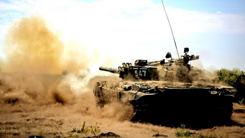 Огнена въртележка: Сирия промени руската тактика за използване на танковете  