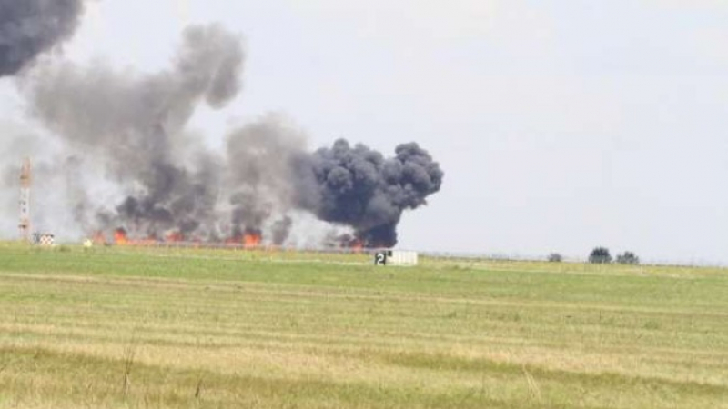 Трагедия край Силистра: Изтребител се разби! Пилотът загина (СНИМКИ)