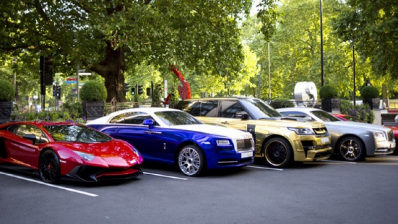 Гореща статистика на КАТ! След фурора на Bugatti Chiron: Вкус към луксозните коли имат и много други българи, регистрирали зверове като... 