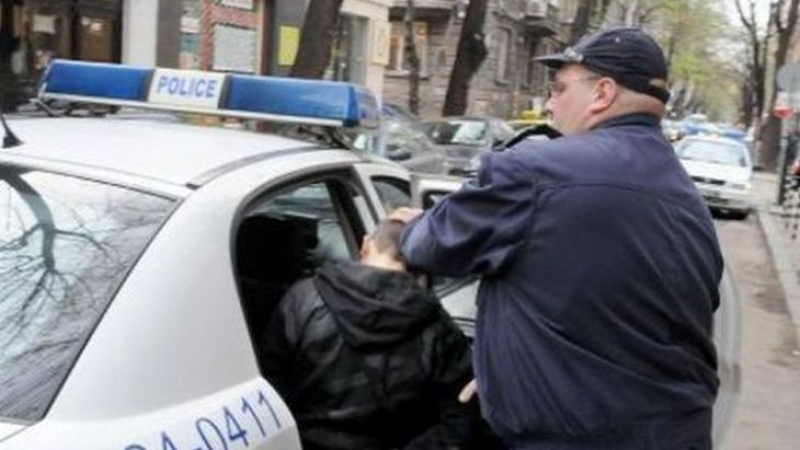Само в БЛИЦ! Екшън на Околовръстното в София, арестуваха пицар да кара с дрога