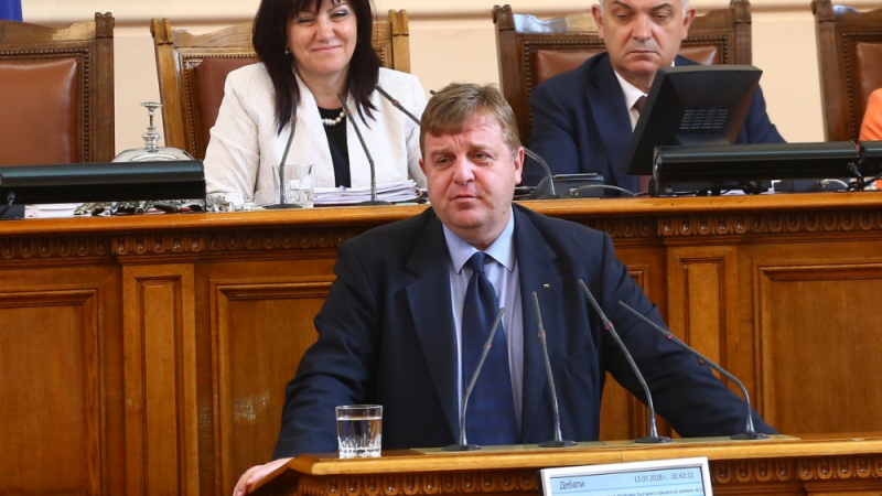 Каракачанов: България ще изготви позиция против санкциите срещу Унгария