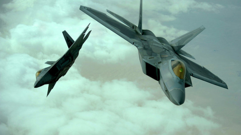 The National Interest намери няколко „фатални” недостатъка на изтребителя F-22