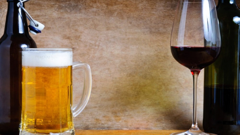Учени от Милано доказаха, че бирата и виното са много полезни за...