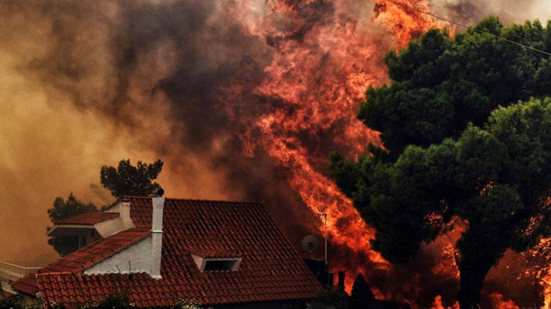 Само в БЛИЦ! Това ли е доказателството, че пожарите в Гърция са предизвикани умишлено от... (СНИМКИ)