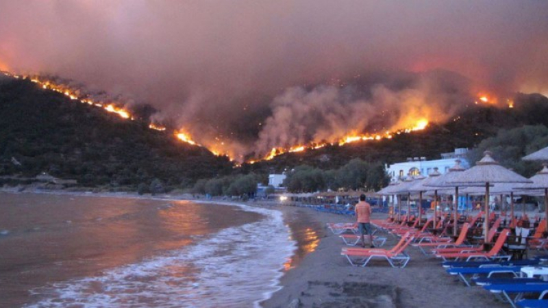 Огненият кошмар в Гърция продължава! 