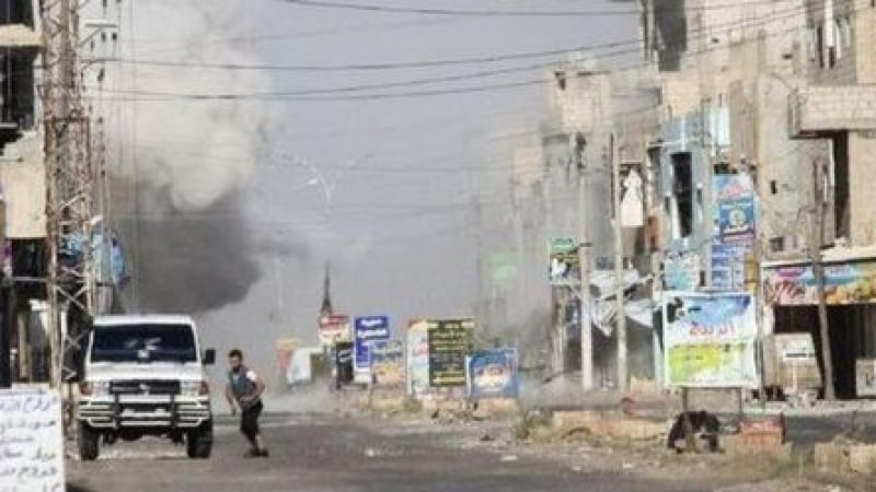 „Ислямска държава“ потопи сирийски град в кръв! Терорист стана на парчета насред пазара