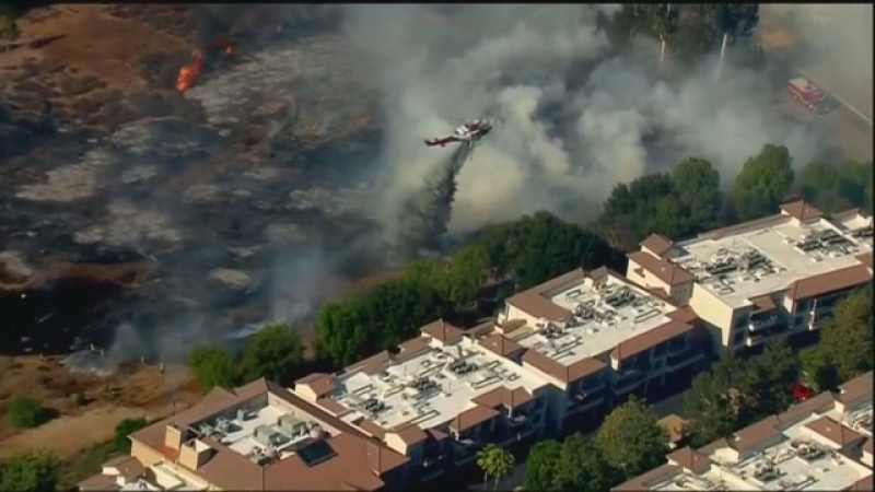 Огнен апокалипсис и в Калифорния: Горски пожар евакуира хиляди граждани!