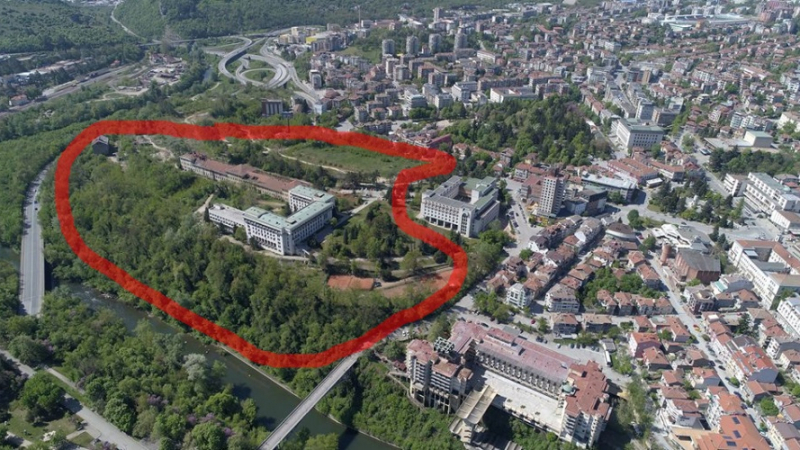 Италианец ще строи новия център на Велико Търново върху старото военно училище 