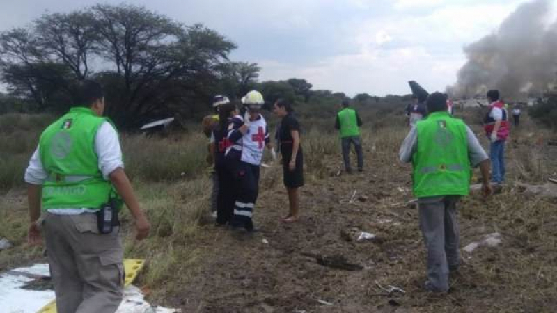 Подробности за катастрофата на пътническия самолет в Мексико