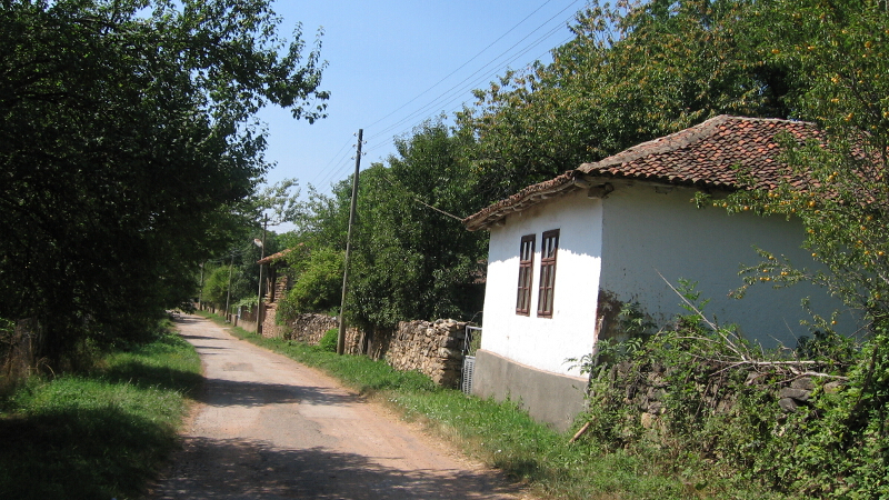 Най-странните имена на български села, които ни карат да се изчервяваме (ВИДЕО)