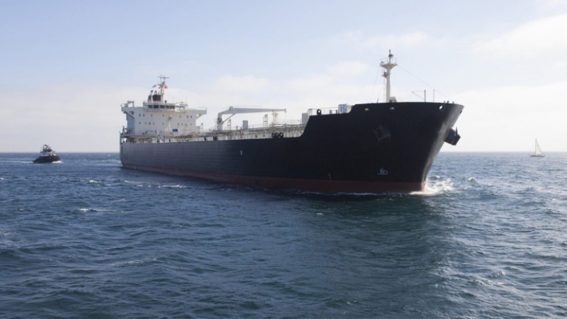 Още един петролен танкер изчезна в море, гъмжащо от пирати 