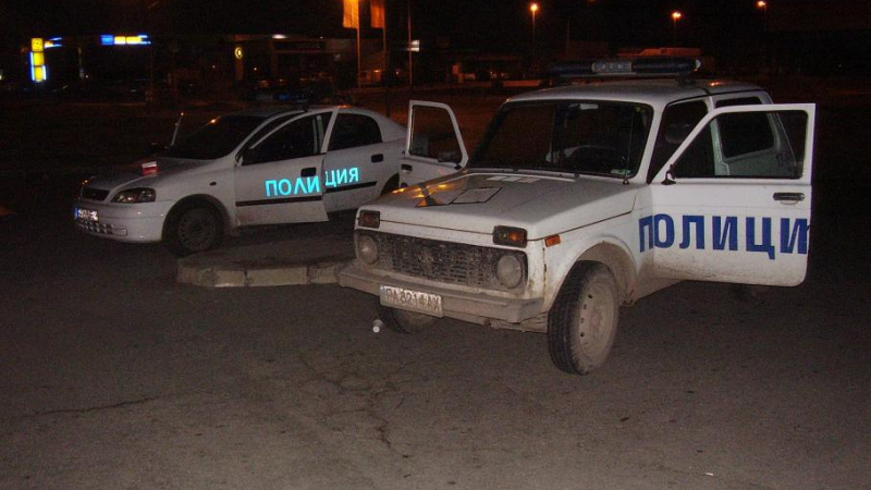 Пак безчинство: Тумба цигани купонджии цяла нощ се гаврят с полицаи в Пазарджик