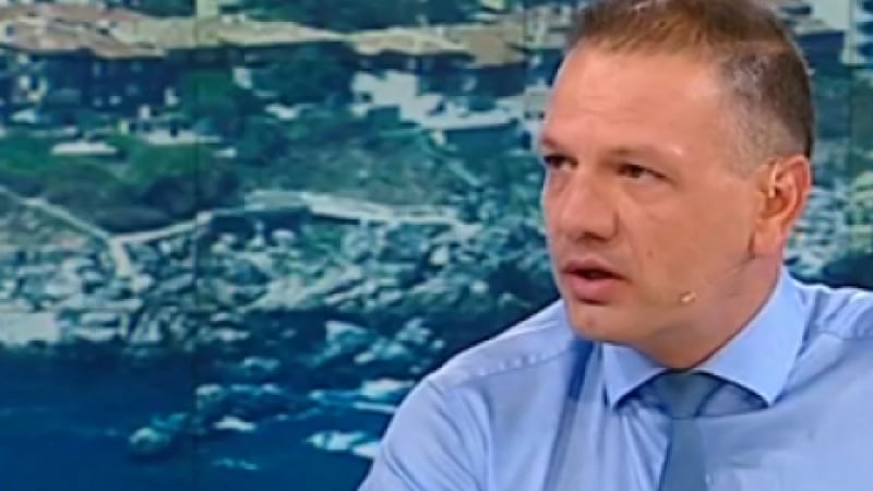Петър Славов за разлива на мазут: Има безхаберие и неглижиране на случая
