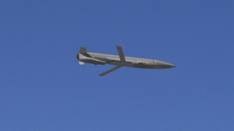 Пентагонът успешно изпробва нова ракета, която подлудява ПВО на противника (СНИМКИ/ВИДЕО)