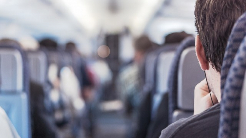 1 на всеки 50 пътници открива любовта на живота си в самолета