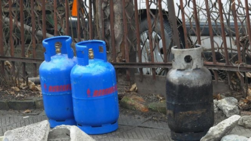 Започват масирани проверки на пунктовете за зареждане на газови бутилки