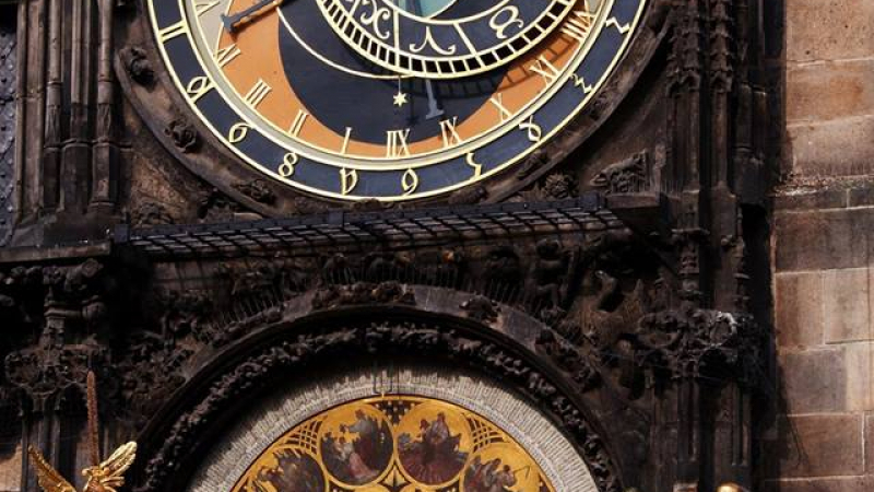 Знаете ли къде е най-старият астрономичен часовник в света?