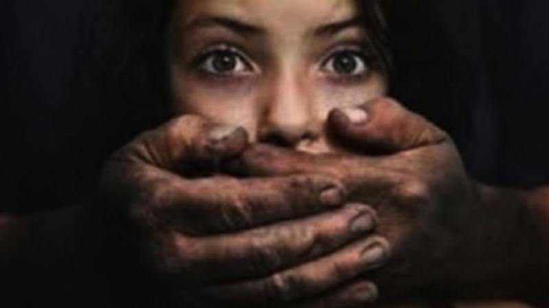 Разгонените роми от България, изнасилили 13-годишно момиче в Германия, застават пред съда