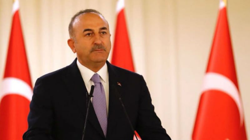 Турски министър обяви Гърция за рай на турските престъпници