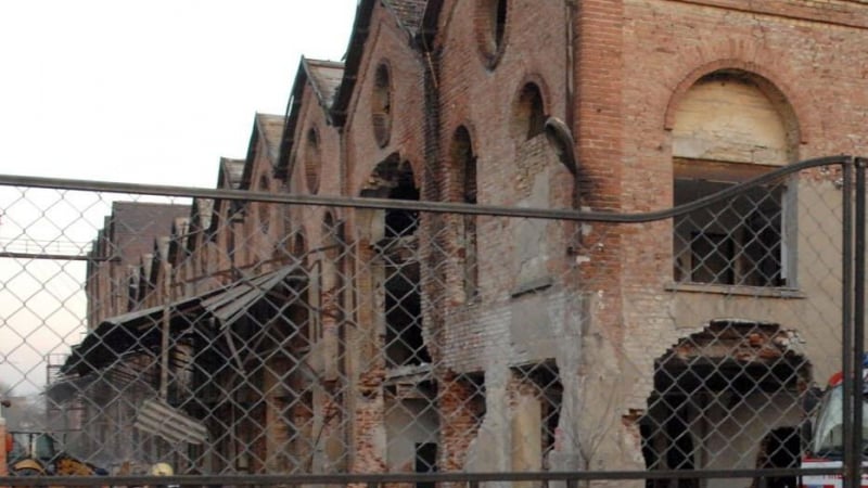 Вижда ли се краят на неугледните „културни“ сгради в София? Ето какво измислиха от общината