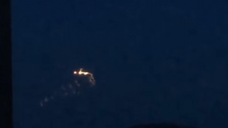 Шотландка засне щуращ се в небето НЛО, който изхвърля горяща материя (ВИДЕО)