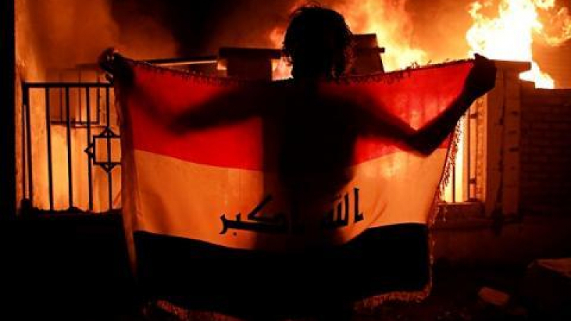 Запалиха иранското консулство в Басра