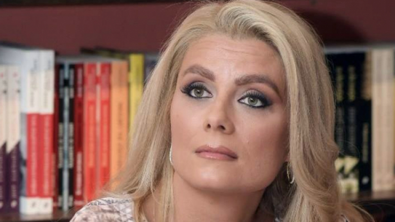 Скандал: Изтънчена литературна критичка направи Венета Райкова на бъзе и коприва, романистката отговори вбесена: Дърти лъжи!!! 