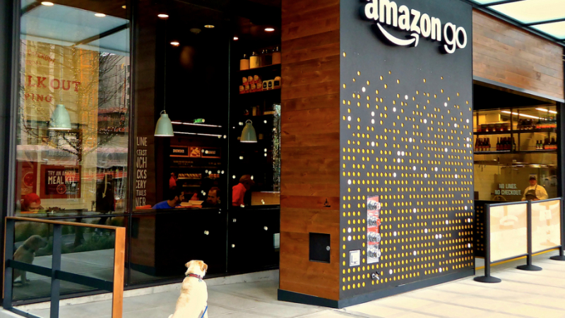 Amazon планира да открие 3 000 магазина без касиери и продавачи