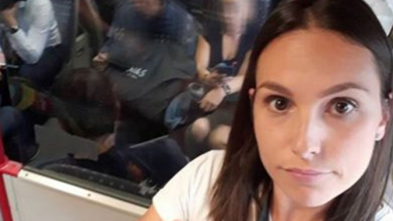Никой не пусна жена с бебе на ръцете да седне във влака, тя публикува тази шокираща СНИМКА и си отмъсти