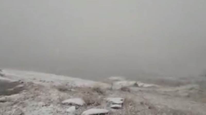 Първи сняг падна в Румъния (ВИДЕО)
