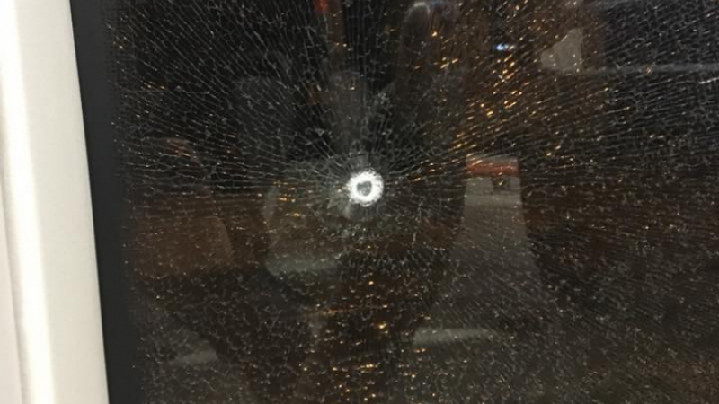 СДВР официално разкри с какво е стреляно по трамвай номер 7 в столицата!
