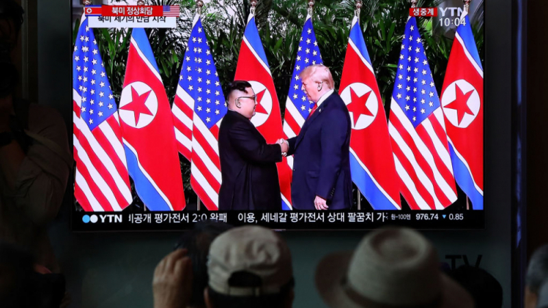 Тръмп шашна всички с признание: С Ким Чен Ун се влюбихме един в друг