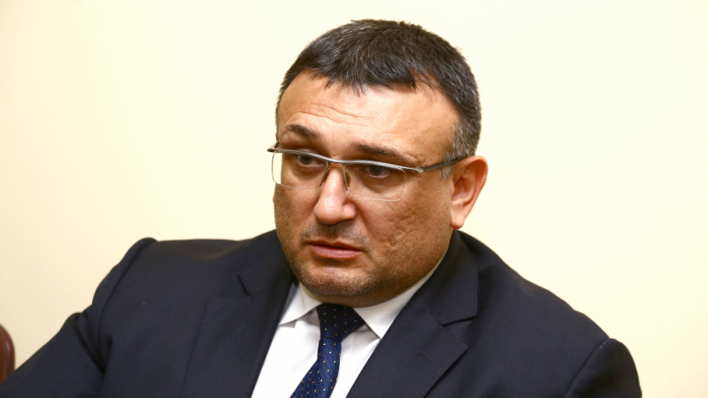 Вътрешният министър Младен Маринов посочи основната причина за инцидентите на пътя