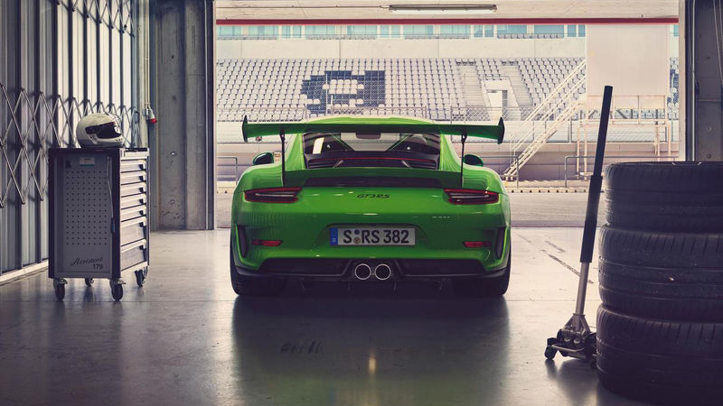 Porsche 911 GT3 RS на грунд: Без асфалт не струва пукната пара (ВИДЕО)