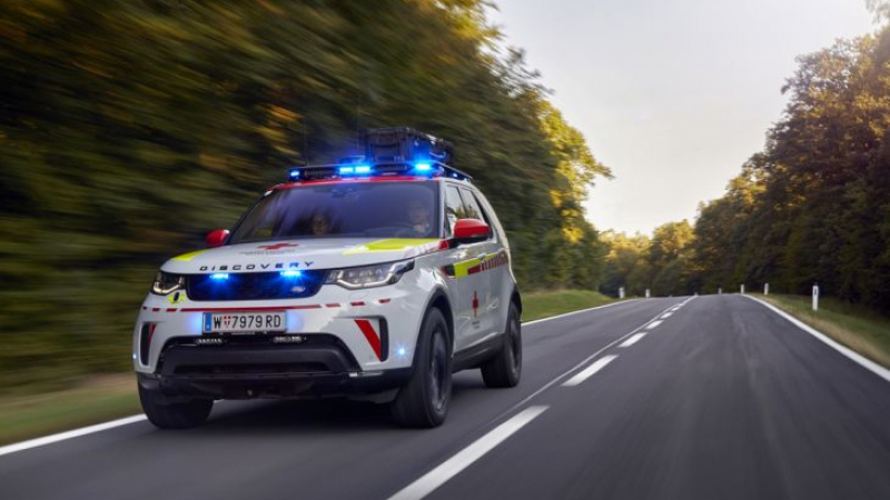 Животоспасяващ Land Rover Discovery се присъединява към автопарка за спешни случаи на Червения кръст