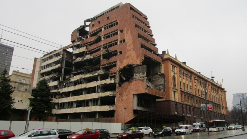 19 години след ужаса шефът на НАТО разкри: Бомбардирахме Сърбия, за да…