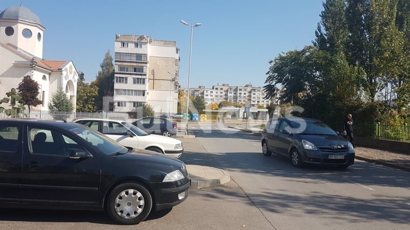 Паника във Враца! Жени не смеят да излязат заради опасен преследвач (СНИМКИ)