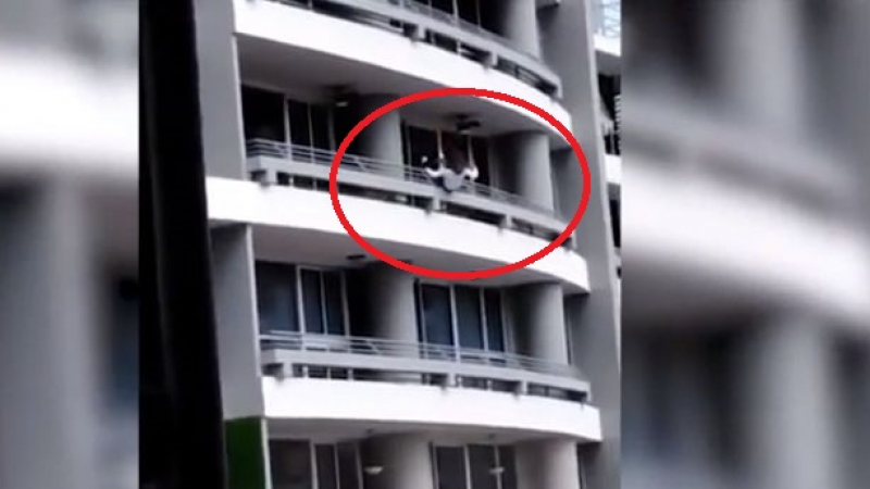 Зловещо ВИДЕО (18+) улови смъртта на жена, падаща от 27-ия етаж