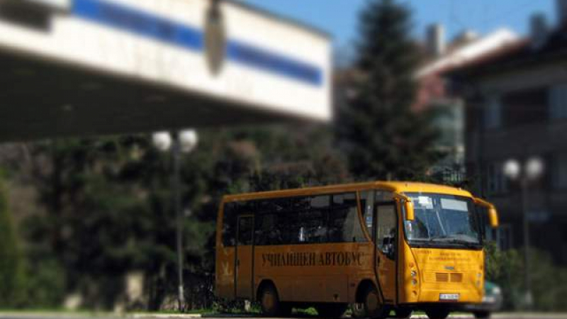 Разбра се кой е шофьорът, спасил в последните секунди от живота си деца в училищен микробус в Кюстендилско