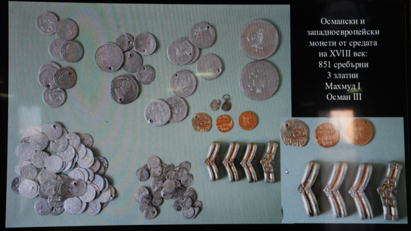 Феноменално съкровище откриха в Ахтопол - килограми злато и сребро на именити владетели (СНИМКИ)