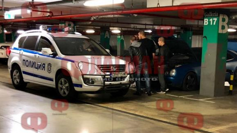 Дрифтъри побъркаха майки с деца в паркинга на бургаски мол, а реакцията на полицията... 