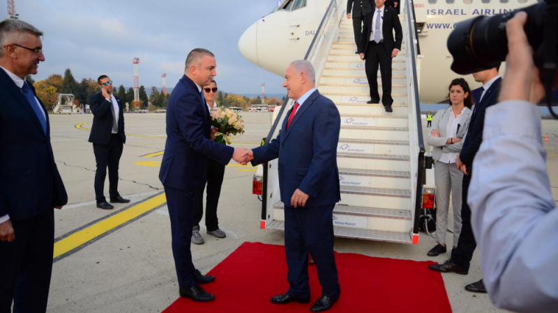 Израелският премиер Бенямин Нетаняху пристигна във Варна (СНИМКИ)