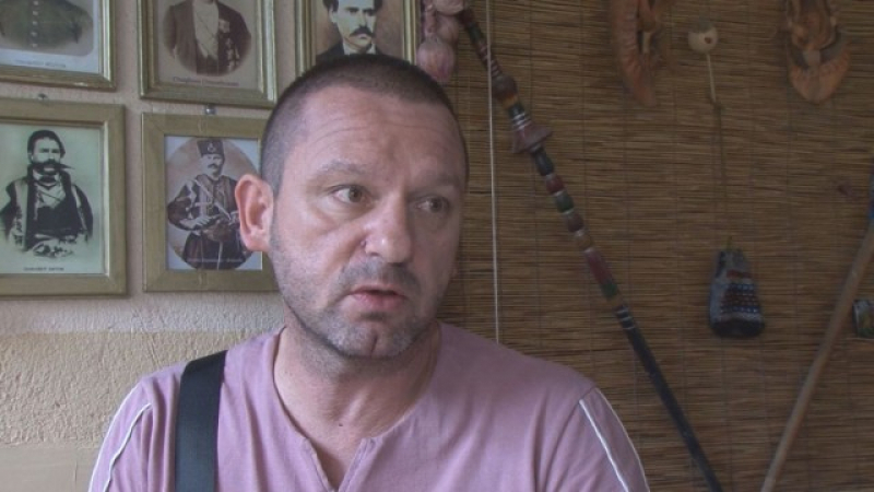 Драма без край: Повече от 10 години мъж от Камено чака за българско гражданство