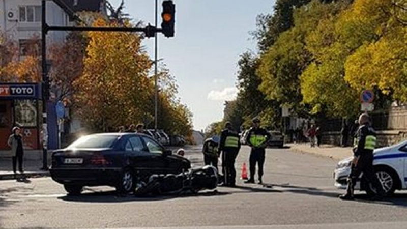 Тежка катастрофа беляза старта на мотосезона в Бургас (СНИМКА)