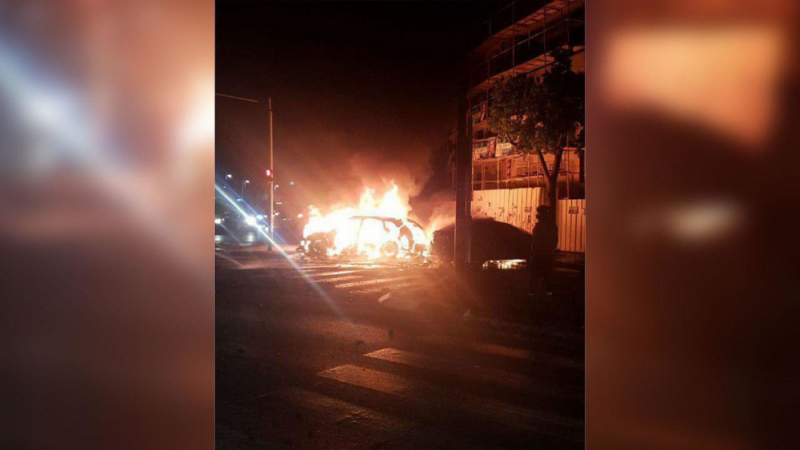 Кола се взриви в Тел Авив, има загинали