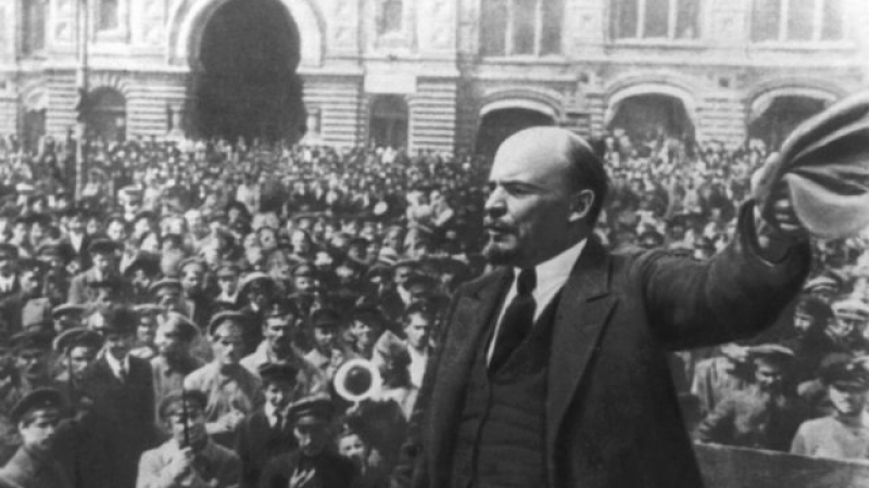 На днешната дата преди 101 години избухна Октомврийската революция, преобърнала световната история 
