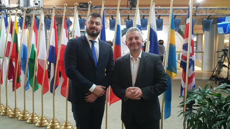 ЕКР избра Ян Захрадил за водещ кандидат за председател на ЕК на предстоящите европейски избори
