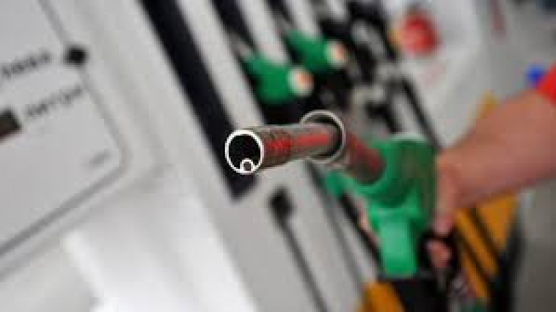 Експерти от Българската петролна и газова асоциация предложиха мерки за поевтиняване на горивата